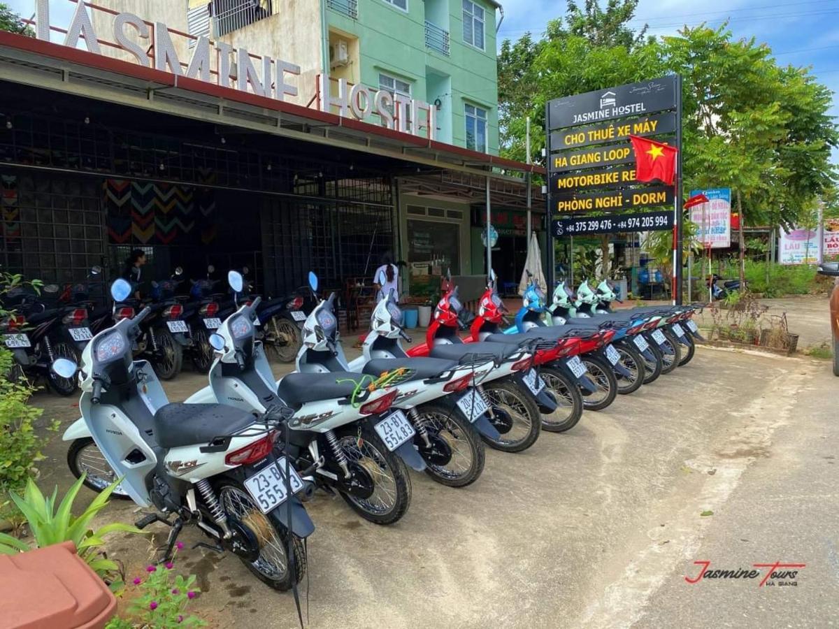 Jasmine Hostel And Motorbike Tours Ha Giang Exterior foto